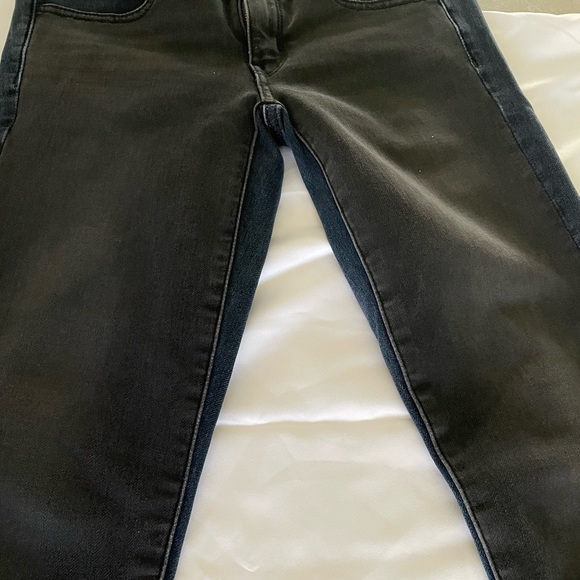 American Eagle Straight Leg Jeans - Picture 3 of 4